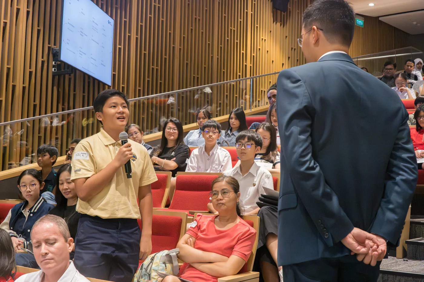 Mind Stretcher Achievement Awards ceremony moment